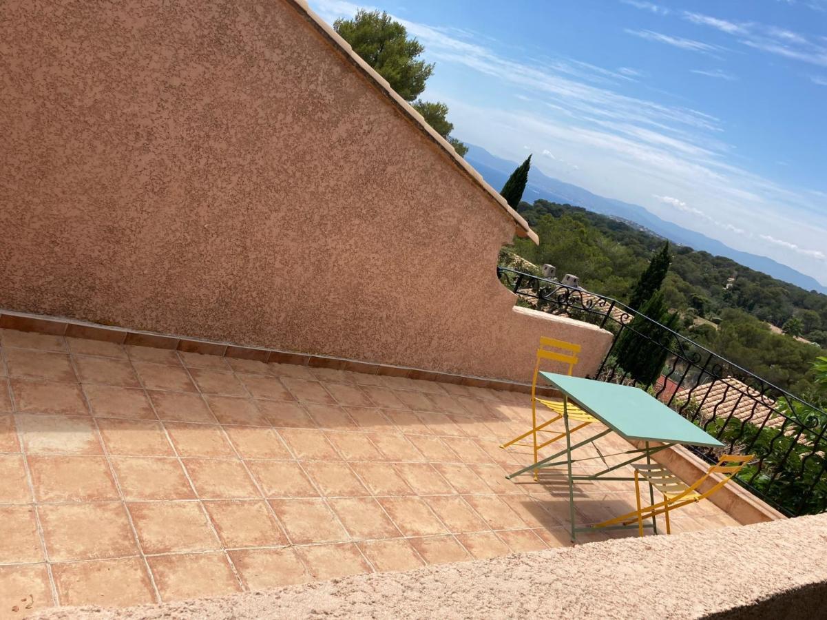 10 à 12 pers FAMILLE Amateurs randonnée Boulouris Panorama Saint Raphael Tennis Piscine partagé Exterior foto
