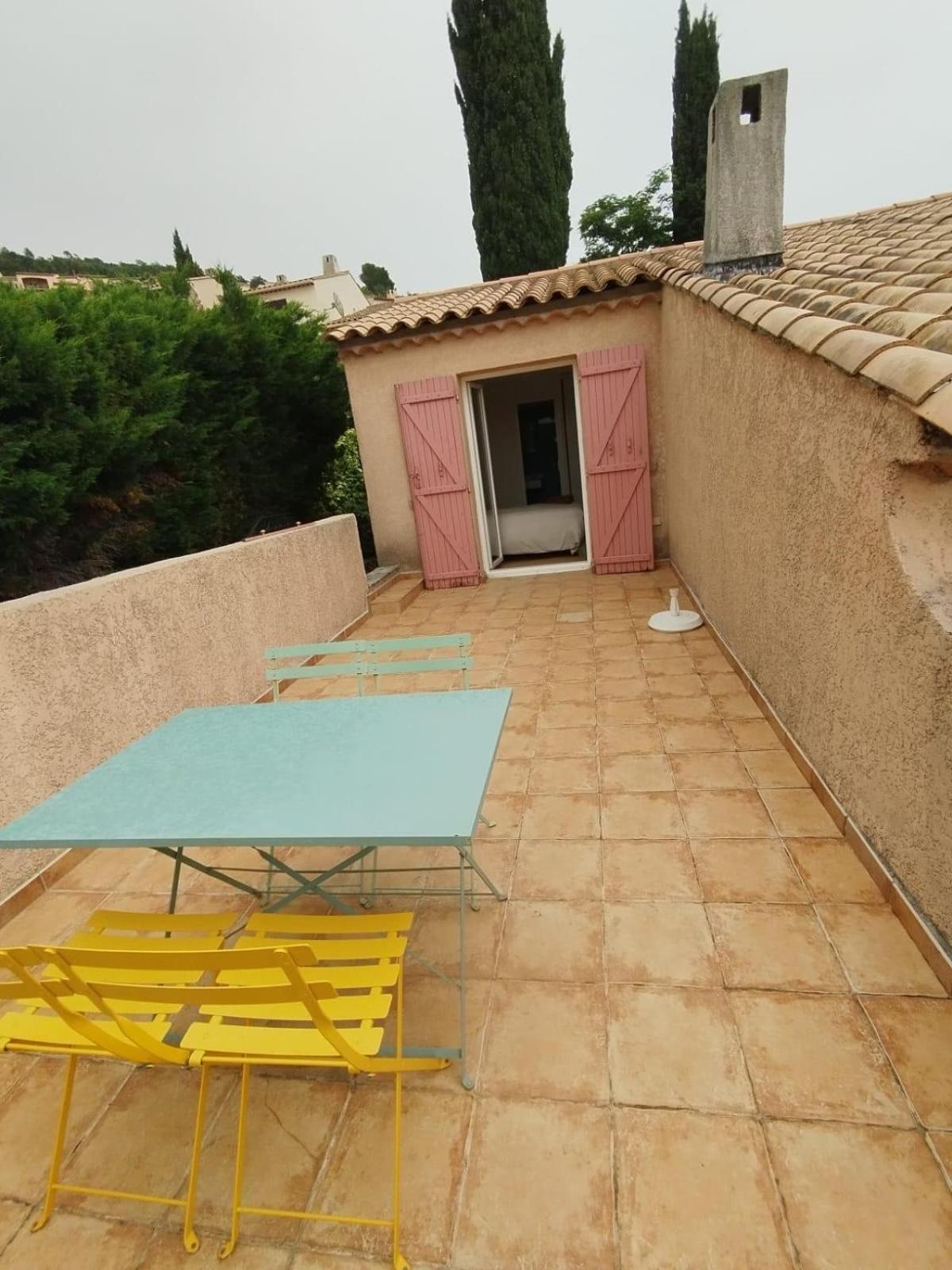 10 à 12 pers FAMILLE Amateurs randonnée Boulouris Panorama Saint Raphael Tennis Piscine partagé Exterior foto
